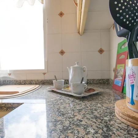 Classy Bungalow With Pool & 300mb 500m From Sea بيت للعطل