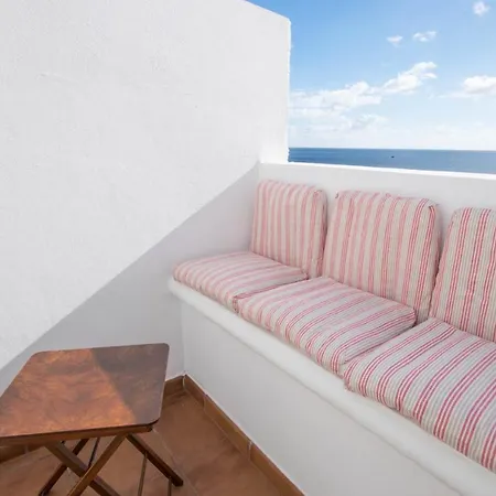 Classy Bungalow With Pool & 300mb 500m From Sea